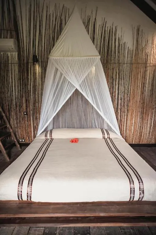 Vintage 8-Bedroom Villa Umalas Canggu